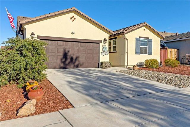 215 Lucero Drive, Hollister, CA 95023