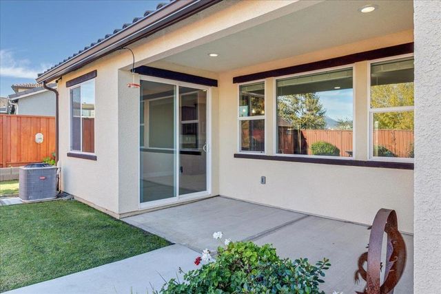 215 Lucero Drive, Hollister, CA 95023