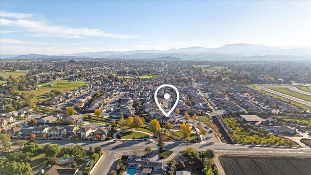 215 Lucero Drive, Hollister, CA 95023