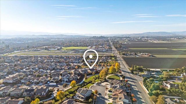 215 Lucero Drive, Hollister, CA 95023