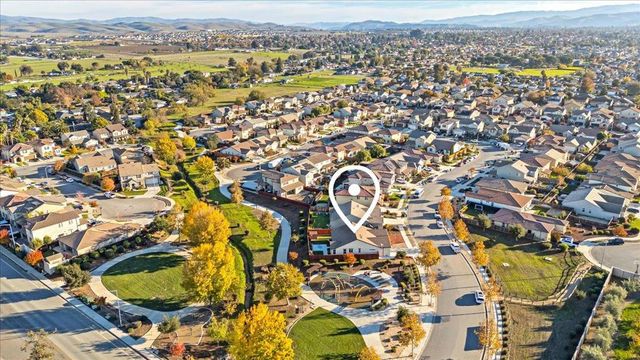 215 Lucero Drive, Hollister, CA 95023