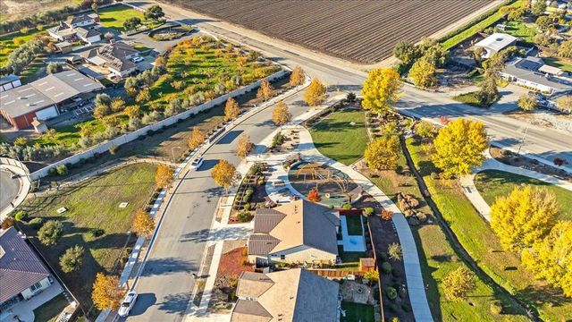 215 Lucero Drive, Hollister, CA 95023