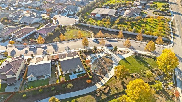 215 Lucero Drive, Hollister, CA 95023