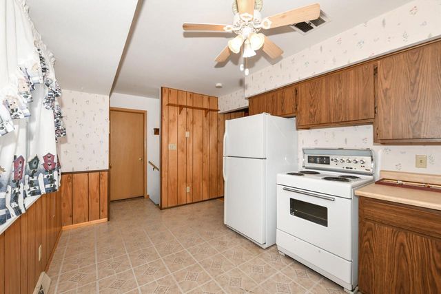 6369 N 101st STREET, Milwaukee, WI 53225