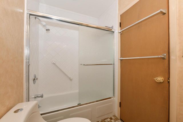 6369 N 101st STREET, Milwaukee, WI 53225