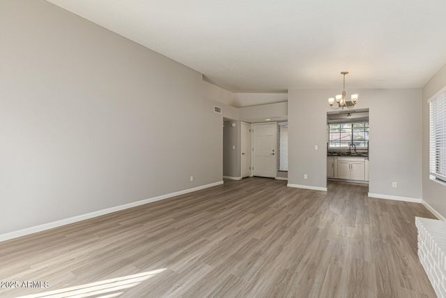 6605 N 48TH Avenue, Glendale, AZ 85301