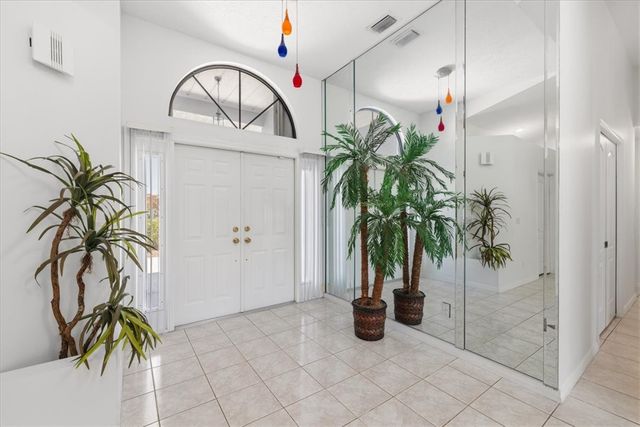 1902 Gaskins Circle, Port St Lucie, FL 34952