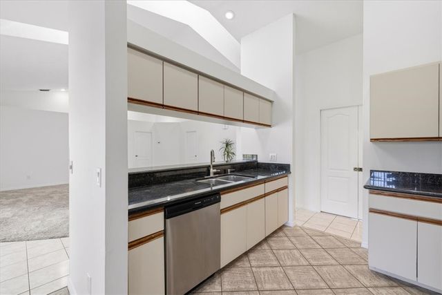 1902 Gaskins Circle, Port St Lucie, FL 34952