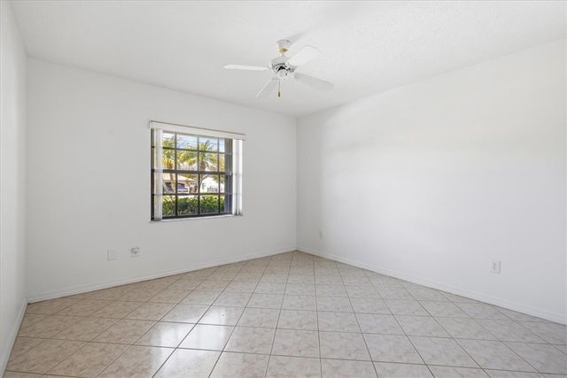 1902 Gaskins Circle, Port St Lucie, FL 34952