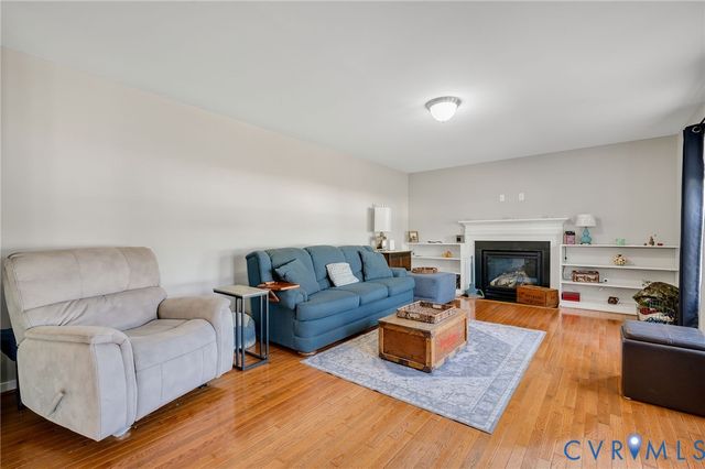 2955 Lookout Ln, North Prince George, VA 23860