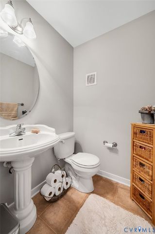 2955 Lookout Ln, North Prince George, VA 23860