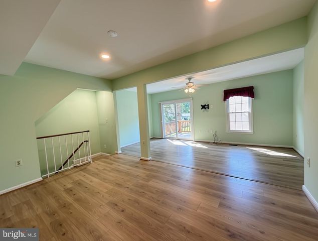 5406 NEW LONDON PARK DR, Fairfax, VA 22032