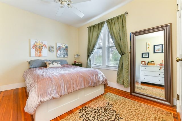 155 King St 3, Boston, MA 02122