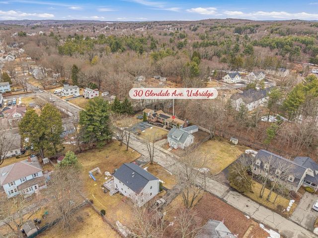30 Glendale Ave, Uxbridge, MA 01569