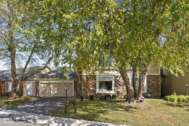 4664 Lambeth Walk, Carmel, IN 46033