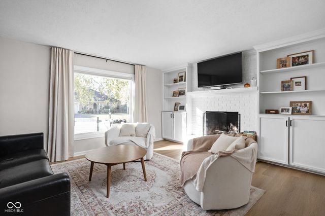 4664 Lambeth Walk, Carmel, IN 46033