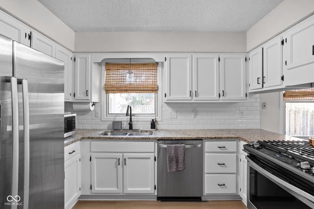 4664 Lambeth Walk, Carmel, IN 46033