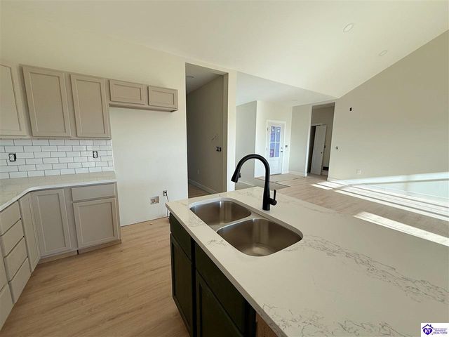 105 Pikes Peak Place, Elizabethtown, KY 42701