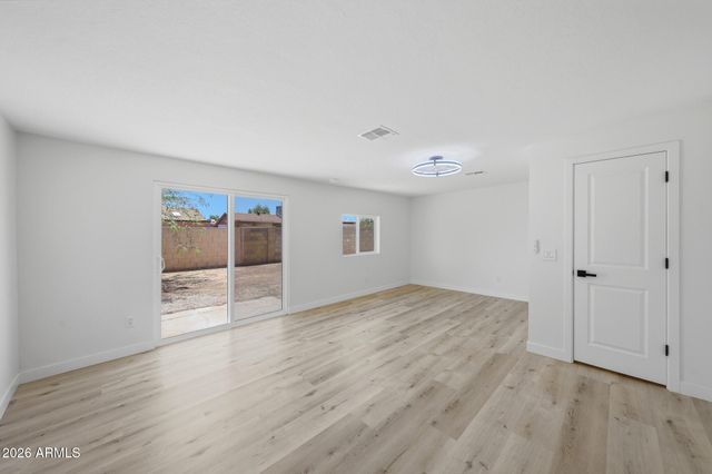4941 W GRANADA Road, Phoenix, AZ 85035