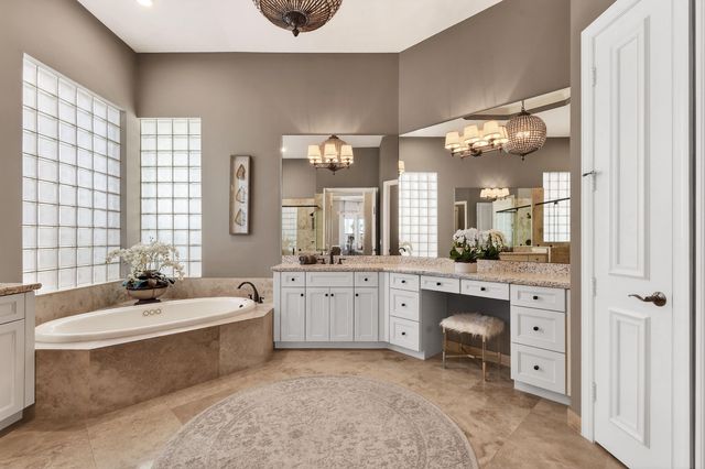 236 Montant Drive, Palm Beach Gardens, FL 33410