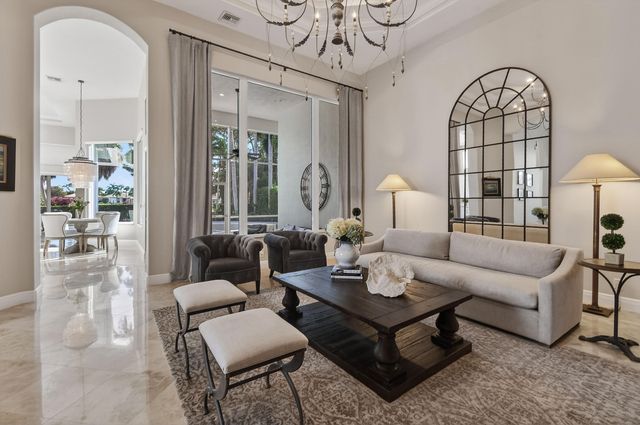 236 Montant Drive, Palm Beach Gardens, FL 33410