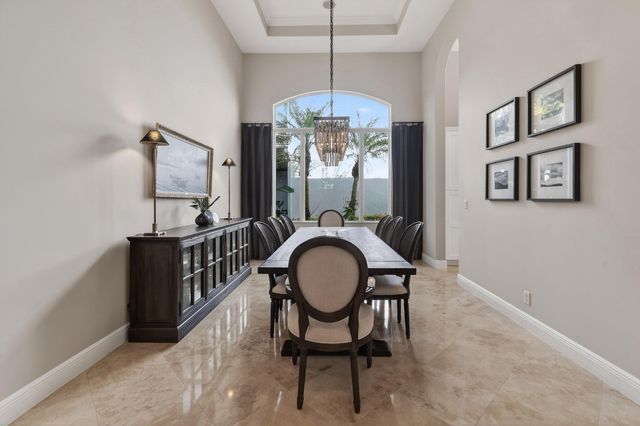 236 Montant Drive, Palm Beach Gardens, FL 33410