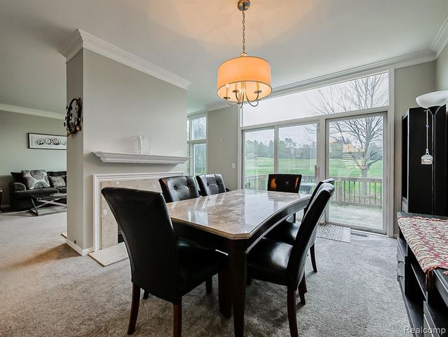 611 Windsor Run, Bloomfield Hills, MI 48304