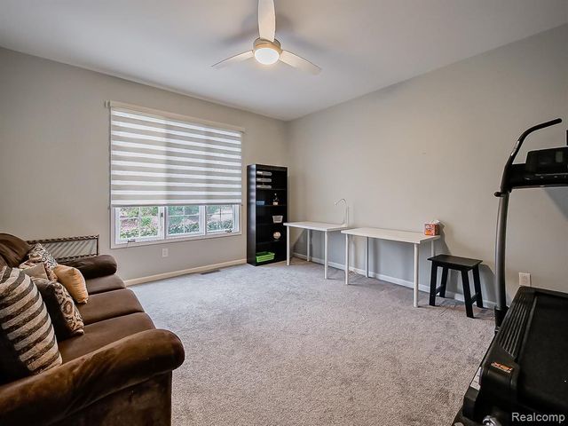 611 Windsor Run, Bloomfield Hills, MI 48304