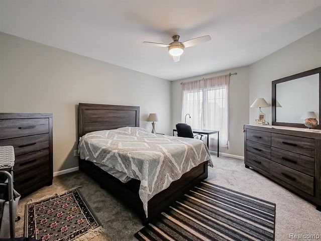 611 Windsor Run, Bloomfield Hills, MI 48304