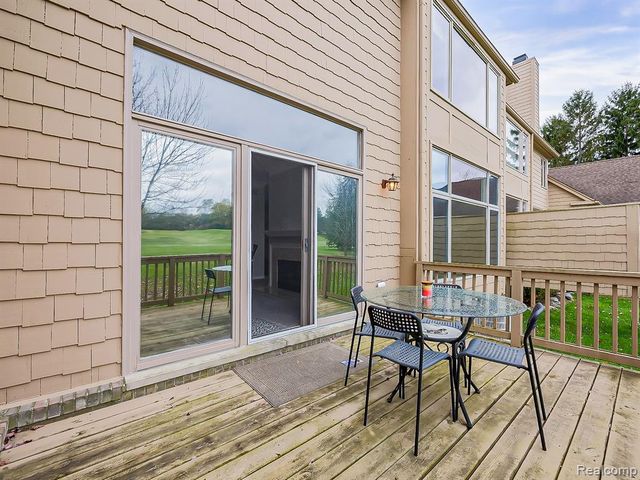 611 Windsor Run, Bloomfield Hills, MI 48304