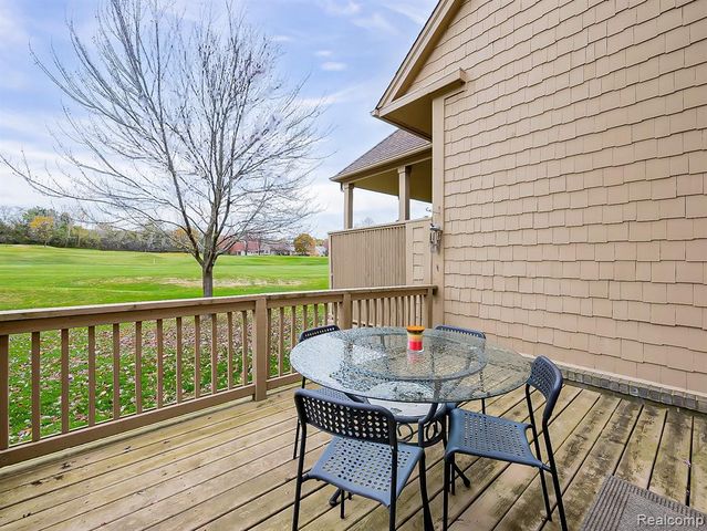 611 Windsor Run, Bloomfield Hills, MI 48304