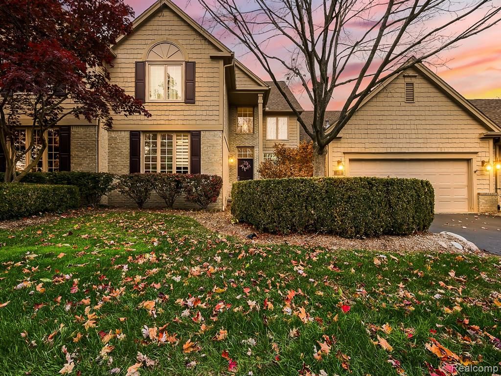 611 Windsor Run, Bloomfield Hills, MI 48304