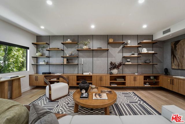 234 S Tower Drive 4, Beverly Hills, CA 90211