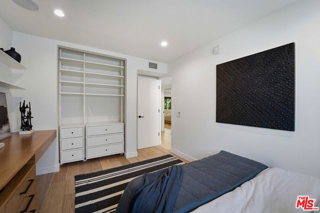 234 S Tower Drive 4, Beverly Hills, CA 90211