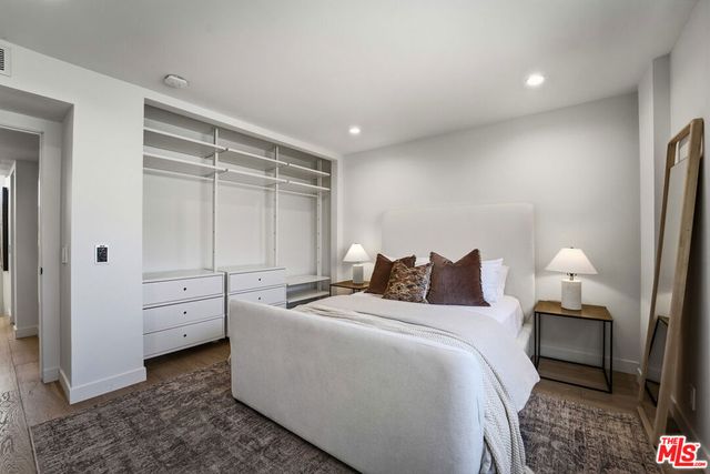 234 S Tower Drive 4, Beverly Hills, CA 90211