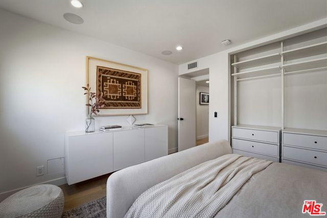234 S Tower Drive 4, Beverly Hills, CA 90211