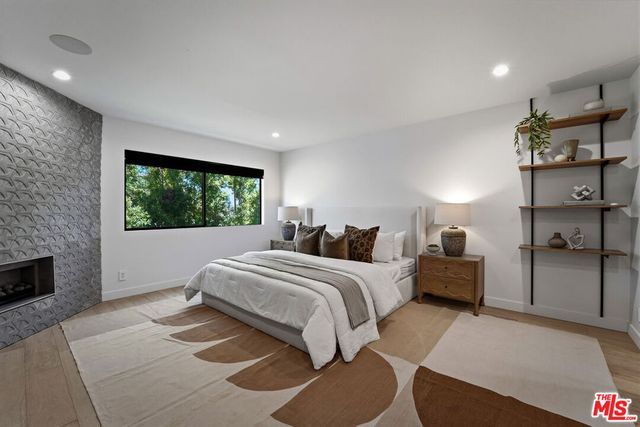 234 S Tower Drive 4, Beverly Hills, CA 90211