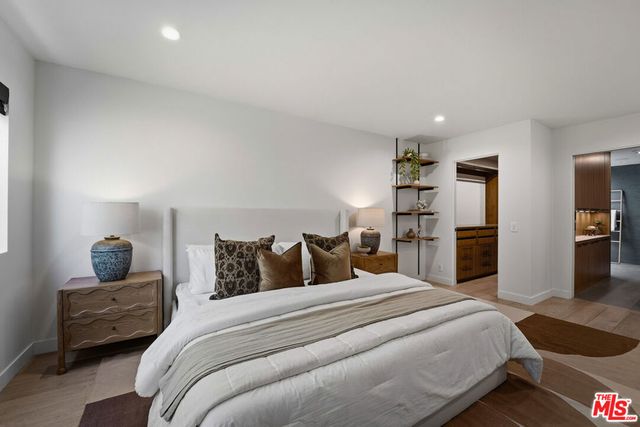234 S Tower Drive 4, Beverly Hills, CA 90211