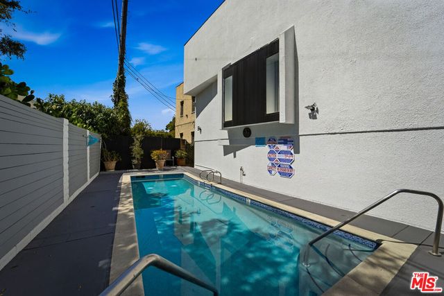 234 S Tower Drive 4, Beverly Hills, CA 90211
