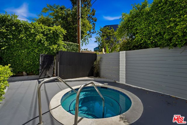 234 S Tower Drive 4, Beverly Hills, CA 90211