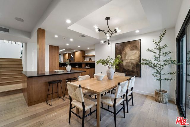 234 S Tower Drive 4, Beverly Hills, CA 90211