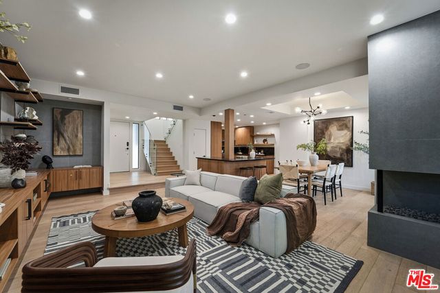 234 S Tower Drive 4, Beverly Hills, CA 90211