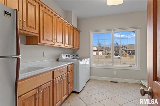 1605 Scarlett Place, Springfield, IL 62704