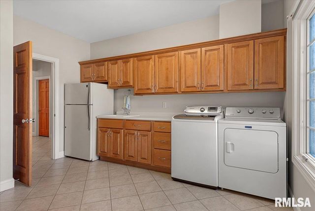 1605 Scarlett Place, Springfield, IL 62704