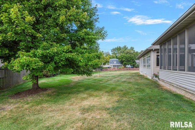 1605 Scarlett Place, Springfield, IL 62704