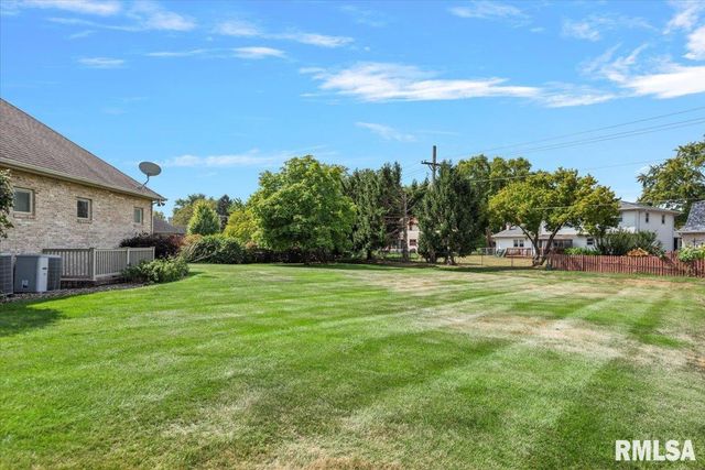 1605 Scarlett Place, Springfield, IL 62704