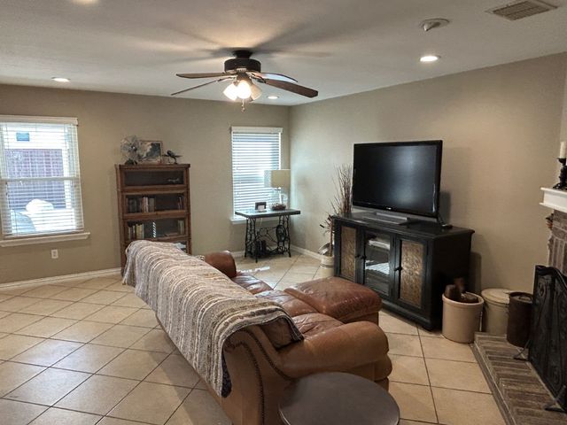 2228 Birch Drive, Little Elm, TX 75068