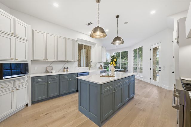 5416 Remington Park Drive, Flower Mound, TX 75028