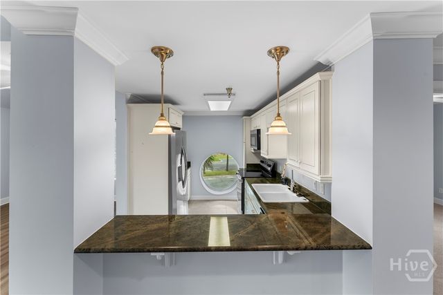 700 Wilmington Island Road 200, Savannah, GA 31410