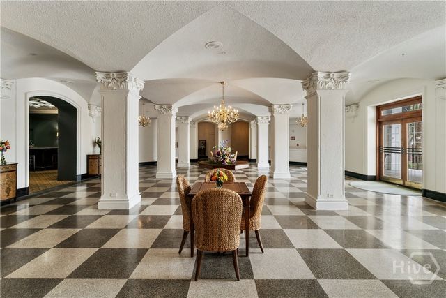 700 Wilmington Island Road 200, Savannah, GA 31410